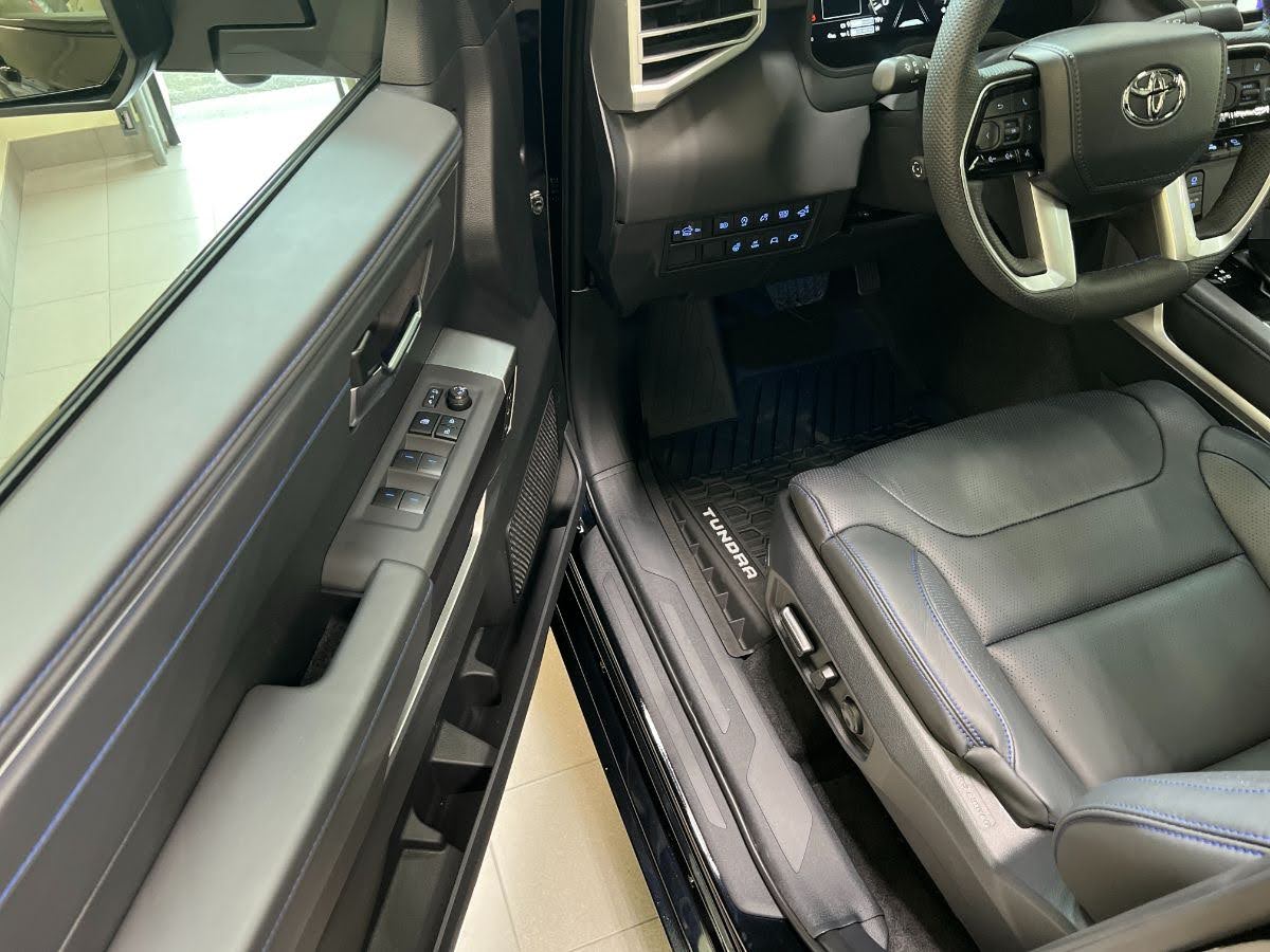 2022 Tundra Platinum Photo Gallery in Black 12 2022 Tundra Platinum Photo Gallery in Black 12
